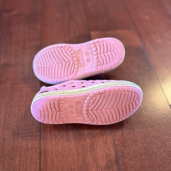 Crocs toddler waterproof slip on closed back sneaker - Picture 2 of 3